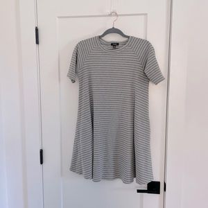 TCEC: gray/white striped tshirt dress